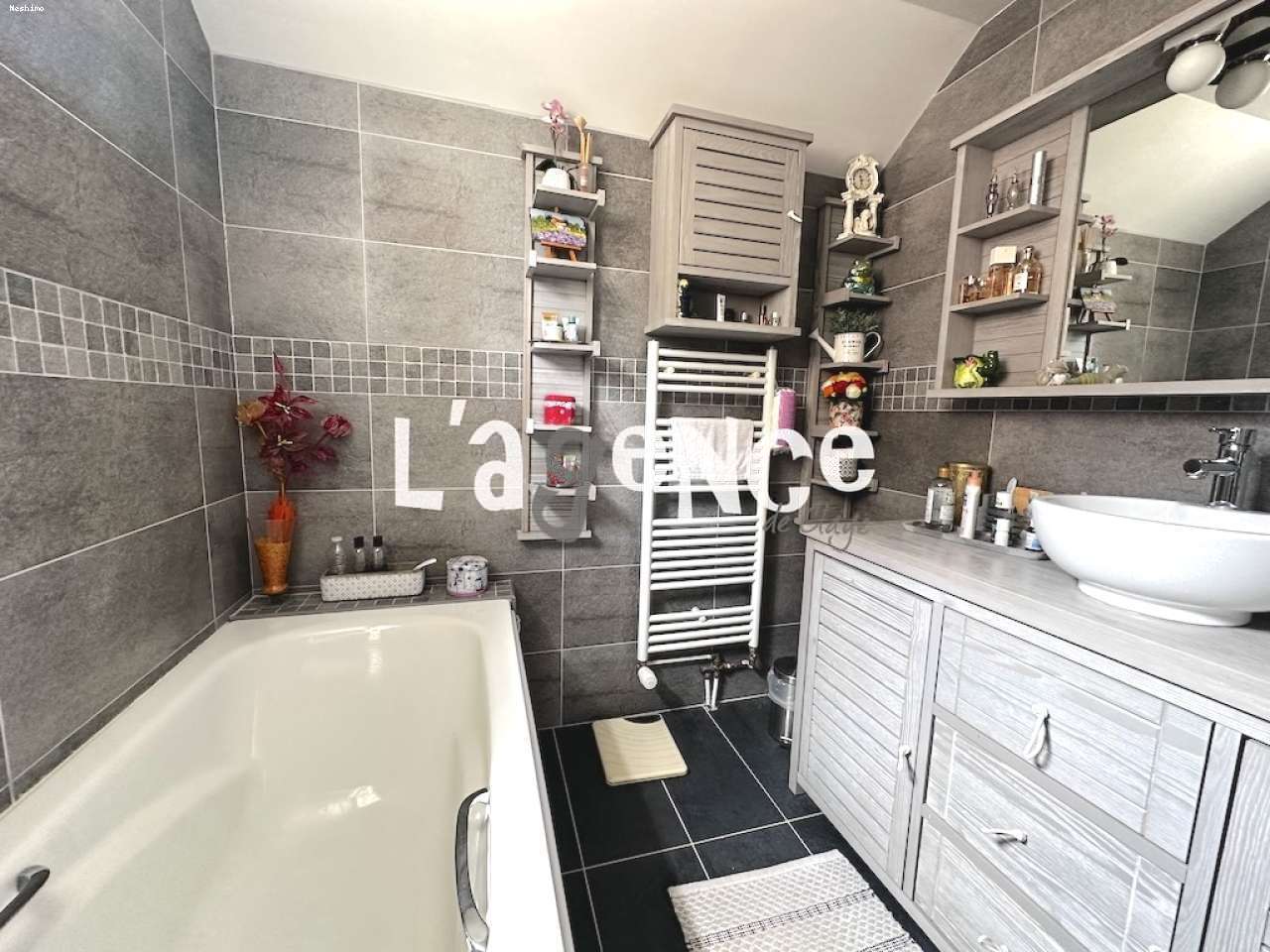 https://app.neshimo.fr/storage/10/mandats/1523/Photo 26-07-2025 14 34 03.jpg